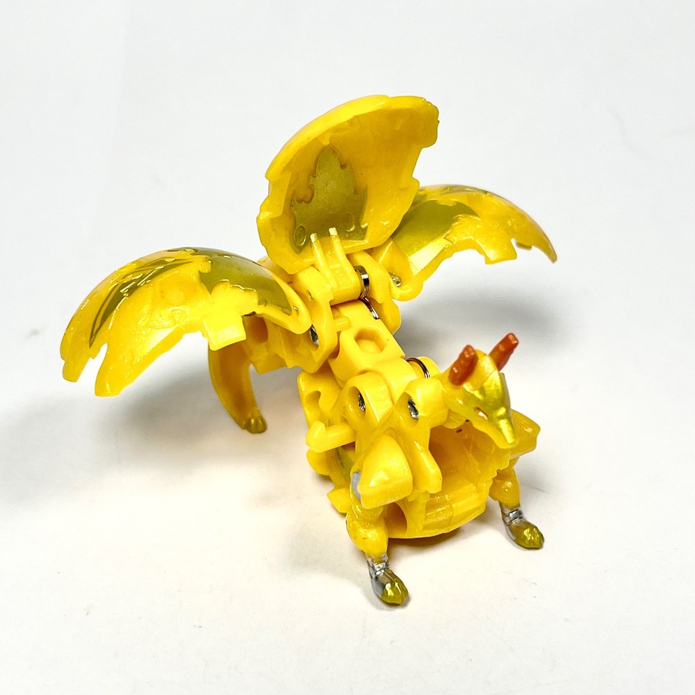 Bakugan Evolutions Aurelus Blitz Fox Gold Yellow Kitsune Figure Spin Master
